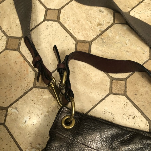 Leather Fossil Metallic Hobo Purse - Picture 3 of 5